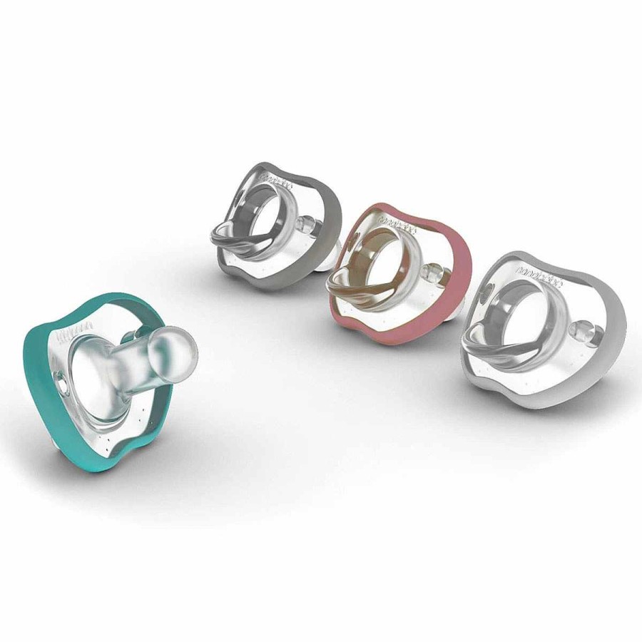 Feeding Nanobebe Pacifiers | Flexy Pacifier